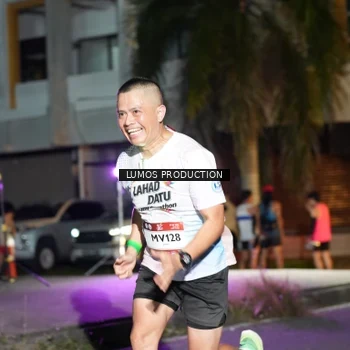 Runner Photo 7976415