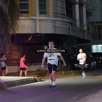 Runner Photo 7976440