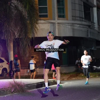 Runner Photo 7976454