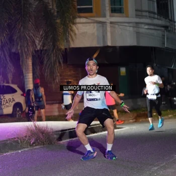 Runner Photo 7976459