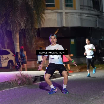 Runner Photo 7976460