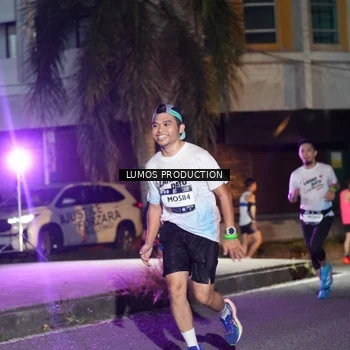 Runner Photo 7976487