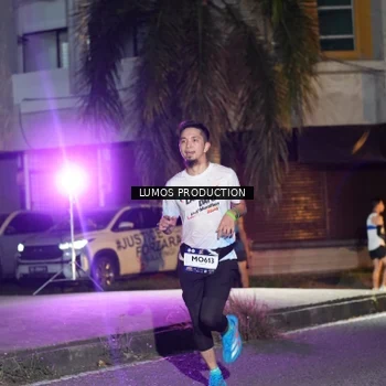 Runner Photo 7976499