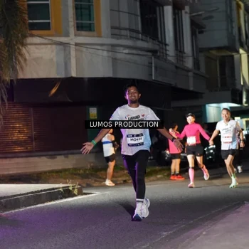 Runner Photo 7976524