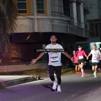 Runner Photo 7976533