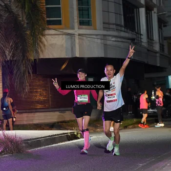 Runner Photo 7976562