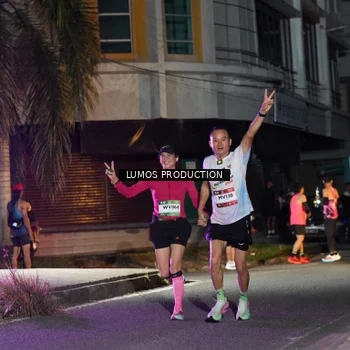 Runner Photo 7976565