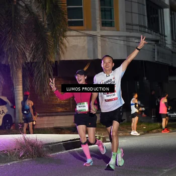 Runner Photo 7976573