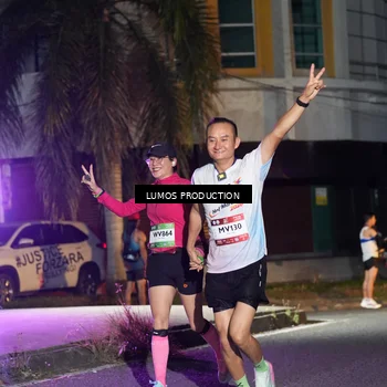 Runner Photo 7976591