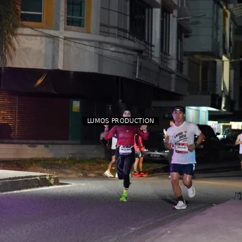 Runner Photo 7976615