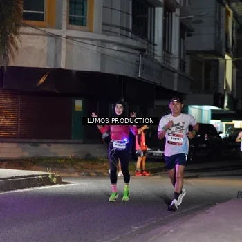 Runner Photo 7976616