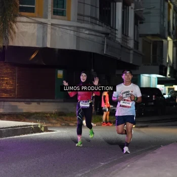 Runner Photo 7976620