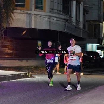 Runner Photo 7976621