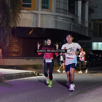 Runner Photo 7976629