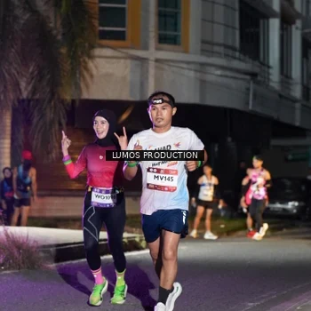 Runner Photo 7976641