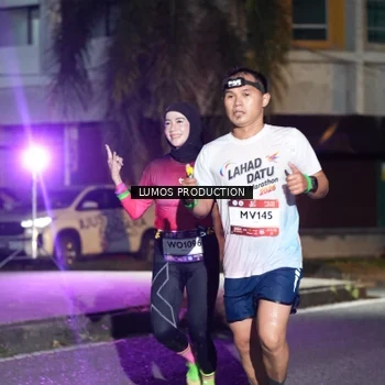 Runner Photo 7976648