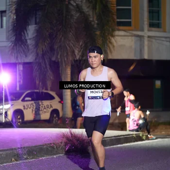 Runner Photo 7976702