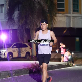 Runner Photo 7976704