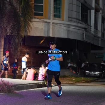 Runner Photo 7976723