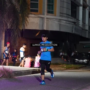 Runner Photo 7976726