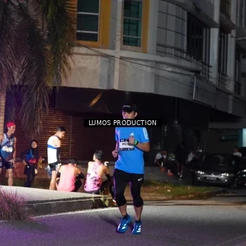 Runner Photo 7976731