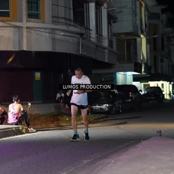Runner Photo 7976739