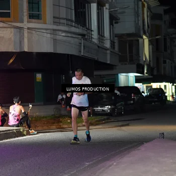 Runner Photo 7976741