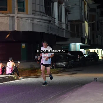 Runner Photo 7976746
