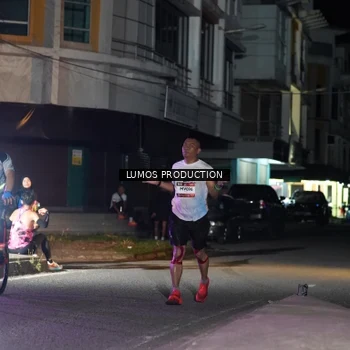 Runner Photo 7976766