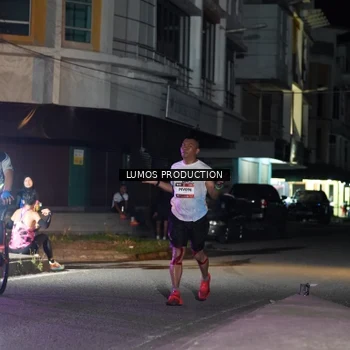 Runner Photo 7976770
