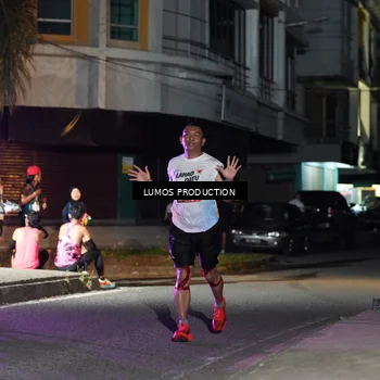 Runner Photo 7976772