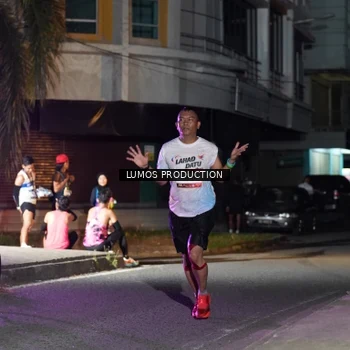Runner Photo 7976776
