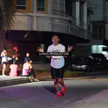 Runner Photo 7976781