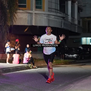 Runner Photo 7976782