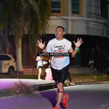 Runner Photo 7976803