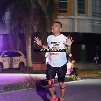 Runner Photo 7976811