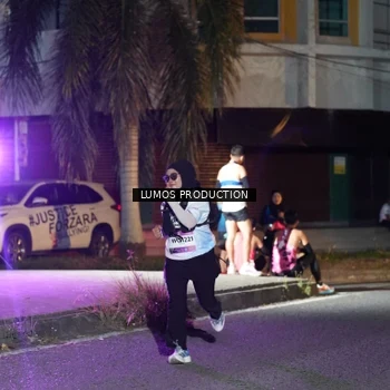 Runner Photo 7976834