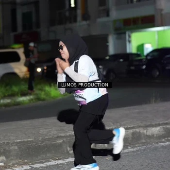 Runner Photo 7976898