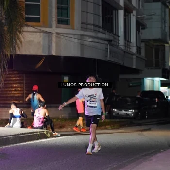 Runner Photo 7976903
