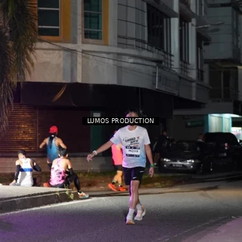Runner Photo 7976904