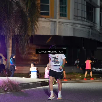 Runner Photo 7976918