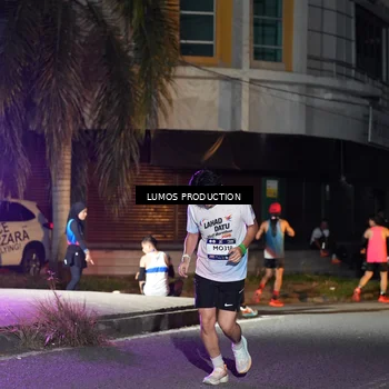 Runner Photo 7976925