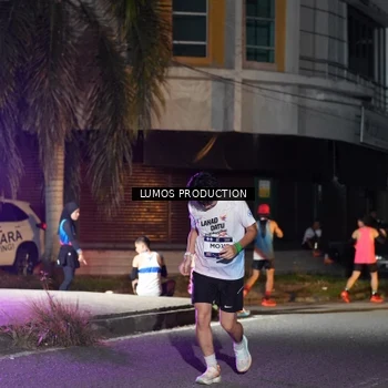 Runner Photo 7976928