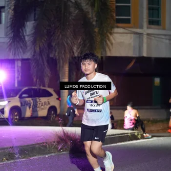 Runner Photo 7976937