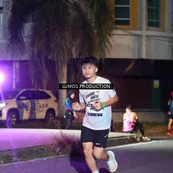 Runner Photo 7976940