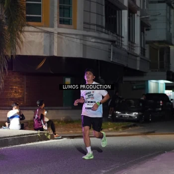 Runner Photo 7976954