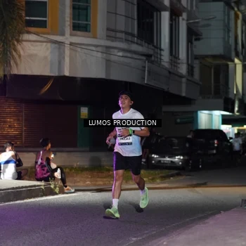Runner Photo 7976955