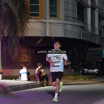 Runner Photo 7976966