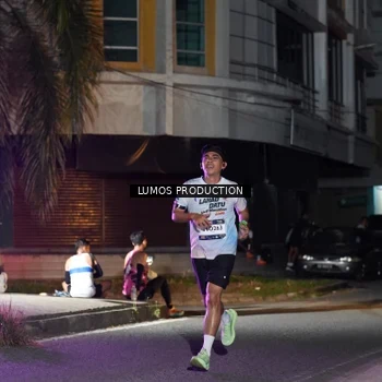 Runner Photo 7976967