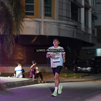 Runner Photo 7976969